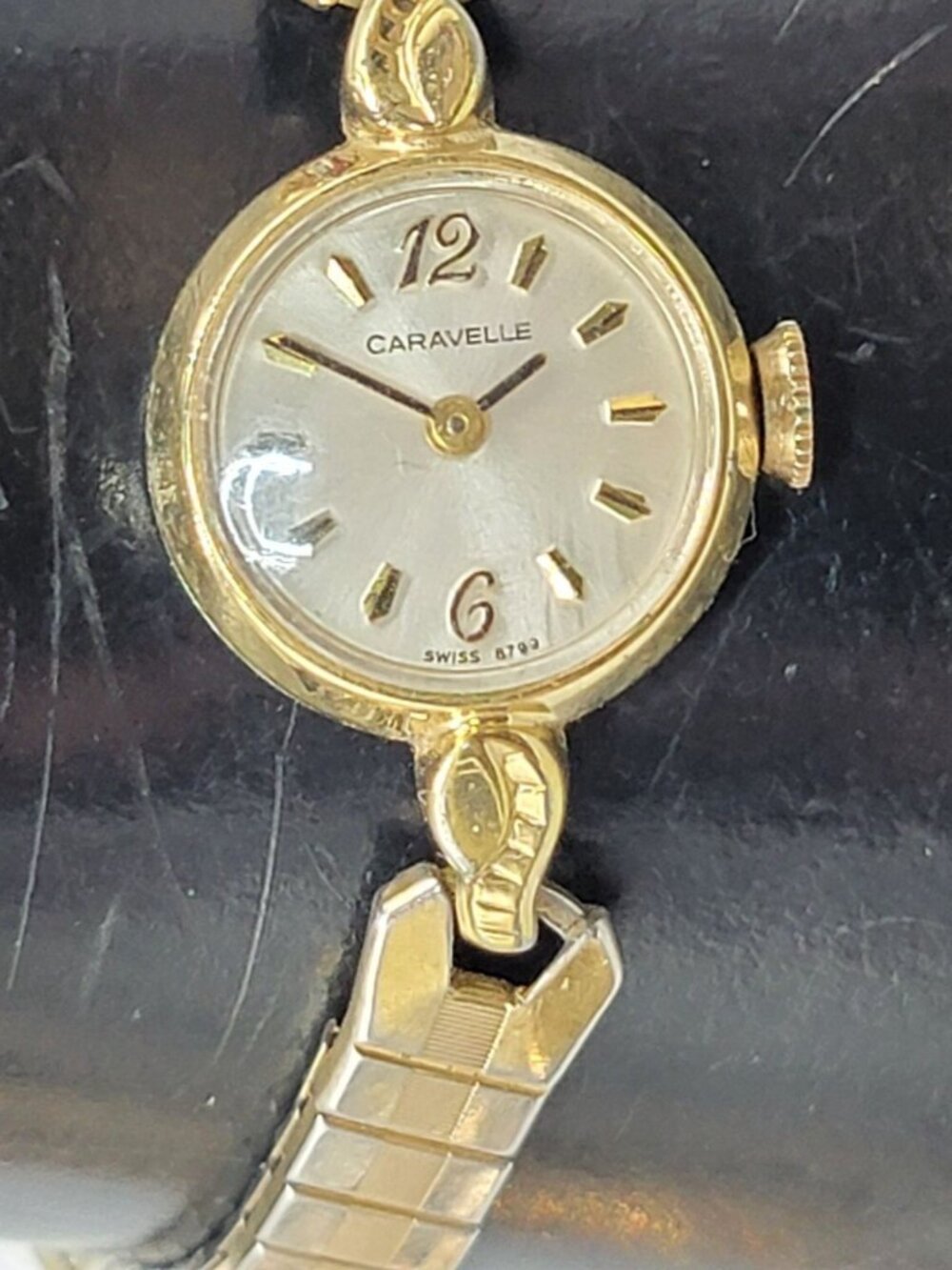 Vintage Caravelle Bulova Ladies Wind Up Watch 1980 P0 Two Tone 17J Swiss Runs - Picture 2 of 15